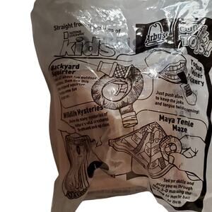 2003 Arbys National Geographic Kids Maya Temple Maze New in Package